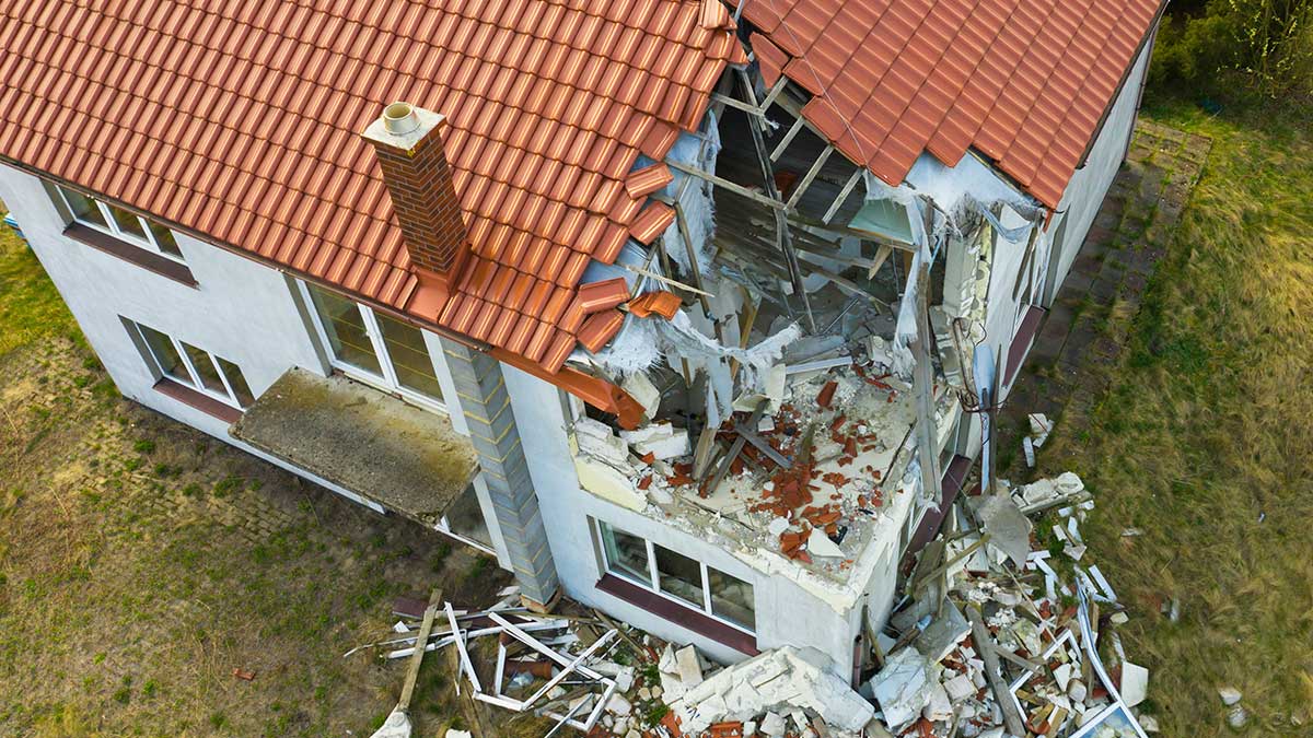 Storm Damage Banner